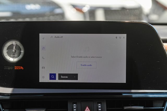 Used 2025 Lexus ES 300h w/ Premium Package FWD image 16