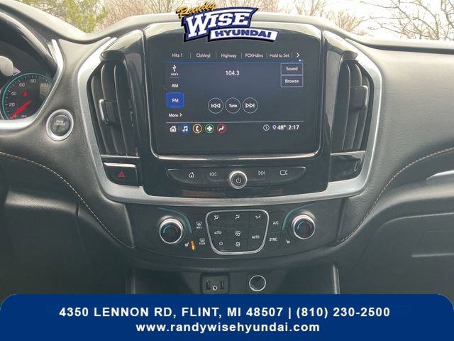 Used 2020 Chevrolet Traverse LT image 18