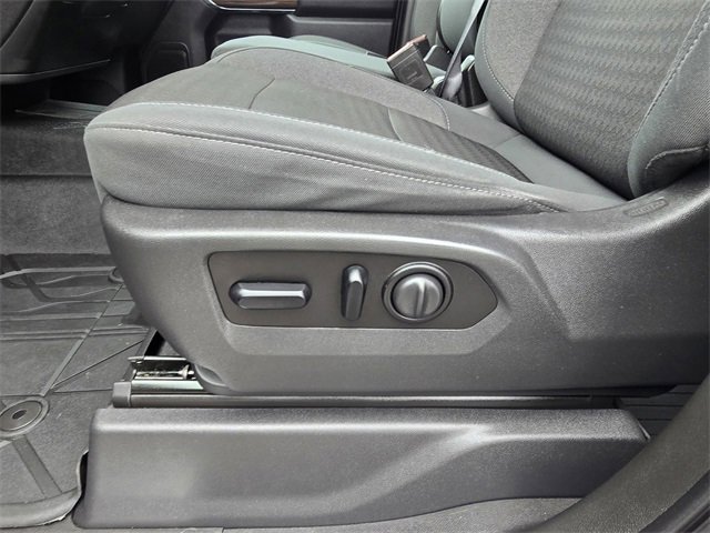 Used 2021 Chevrolet Silverado 1500 LT w/ LPO, Dark Essentials Package image 17