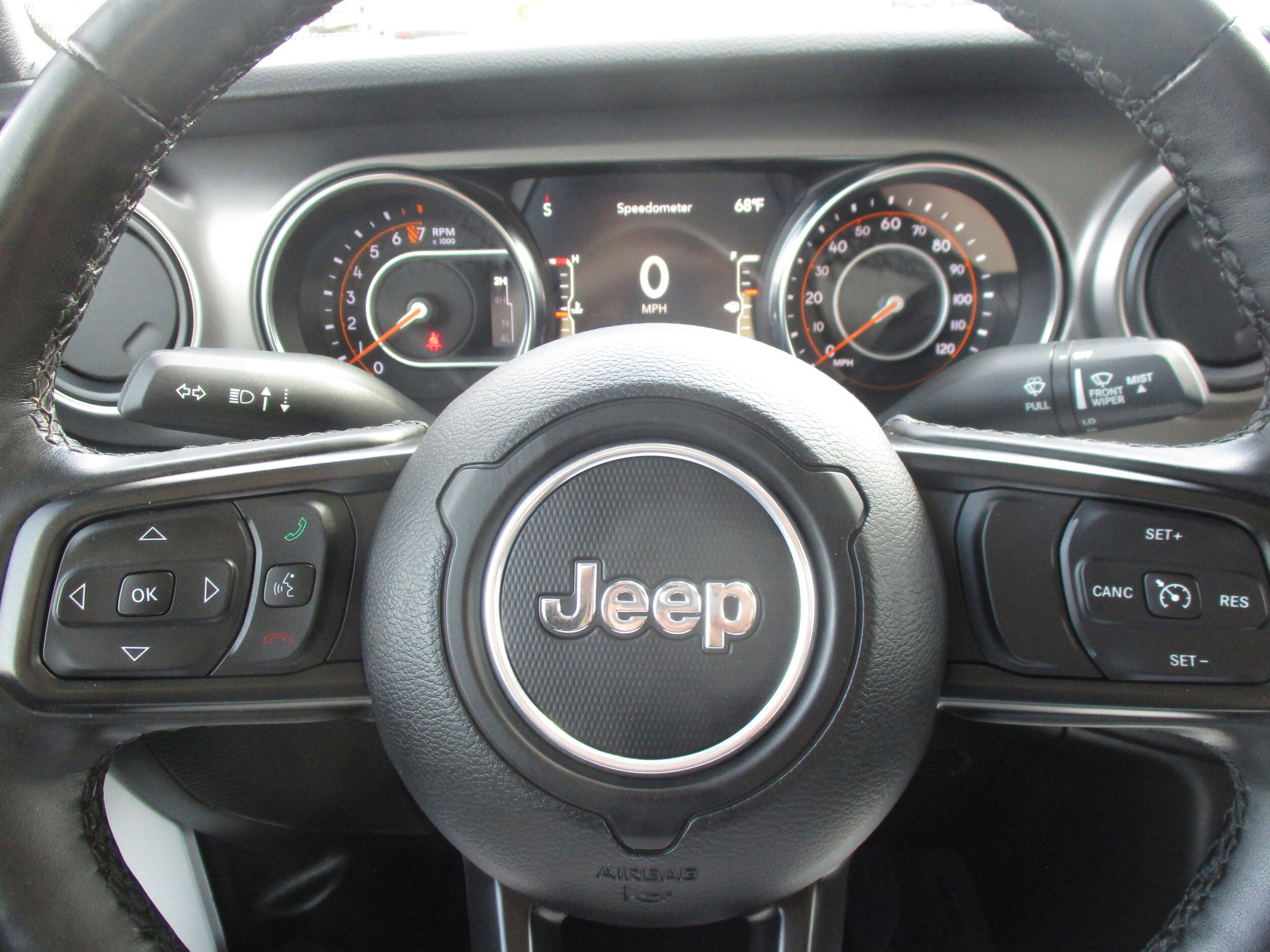 Used 2022 Jeep Gladiator Sport AWD/4WD image 17