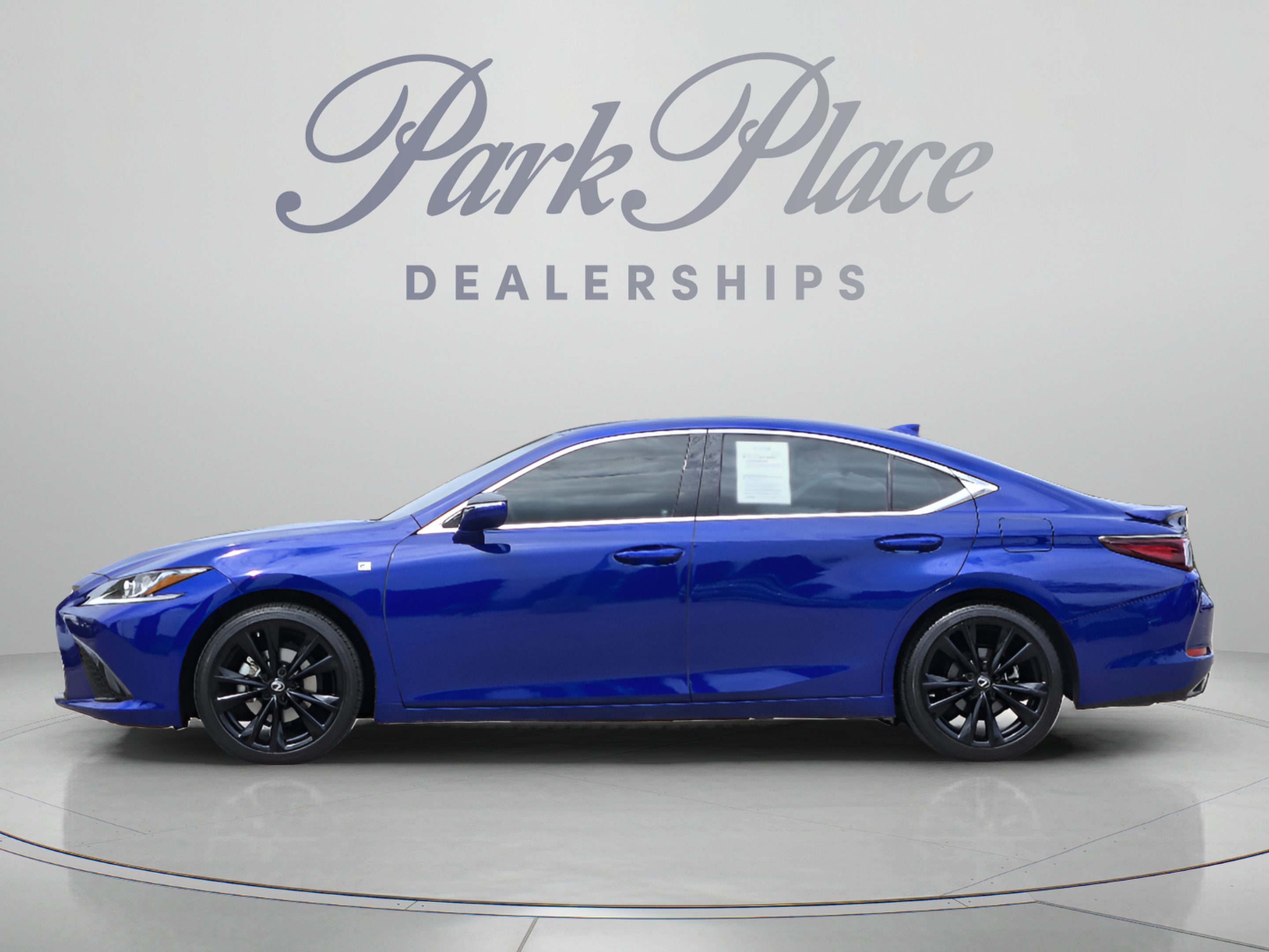 Certified 2024 Lexus ES 350 F Sport w/ Accessory Package (Z2) FWD image 2