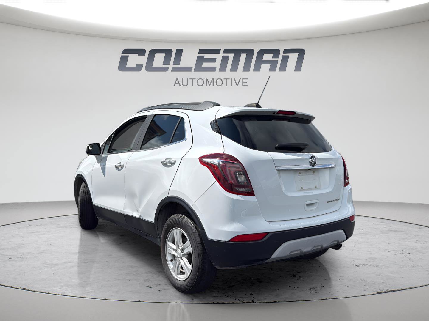 Used 2019 Buick Encore Preferred FWD image 3