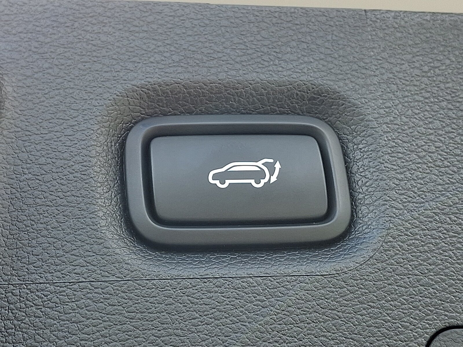 Certified 2023 Hyundai Santa Fe Limited AWD/4WD image 33