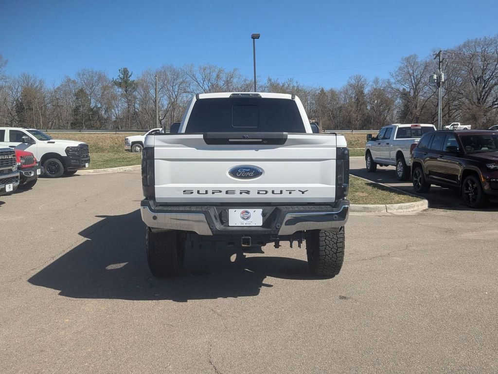 Used 2019 Ford F250 Lariat w/ Lariat Ultimate Package image 4