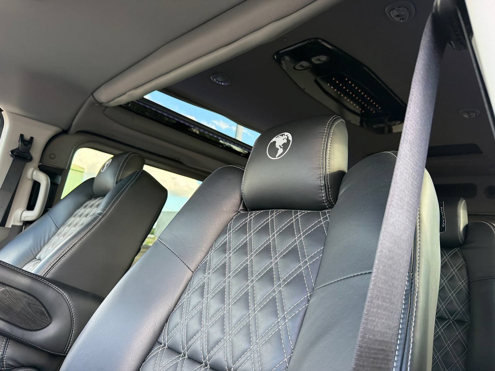 New 2026 Ford Transit 150 Low Roof AWD image 32