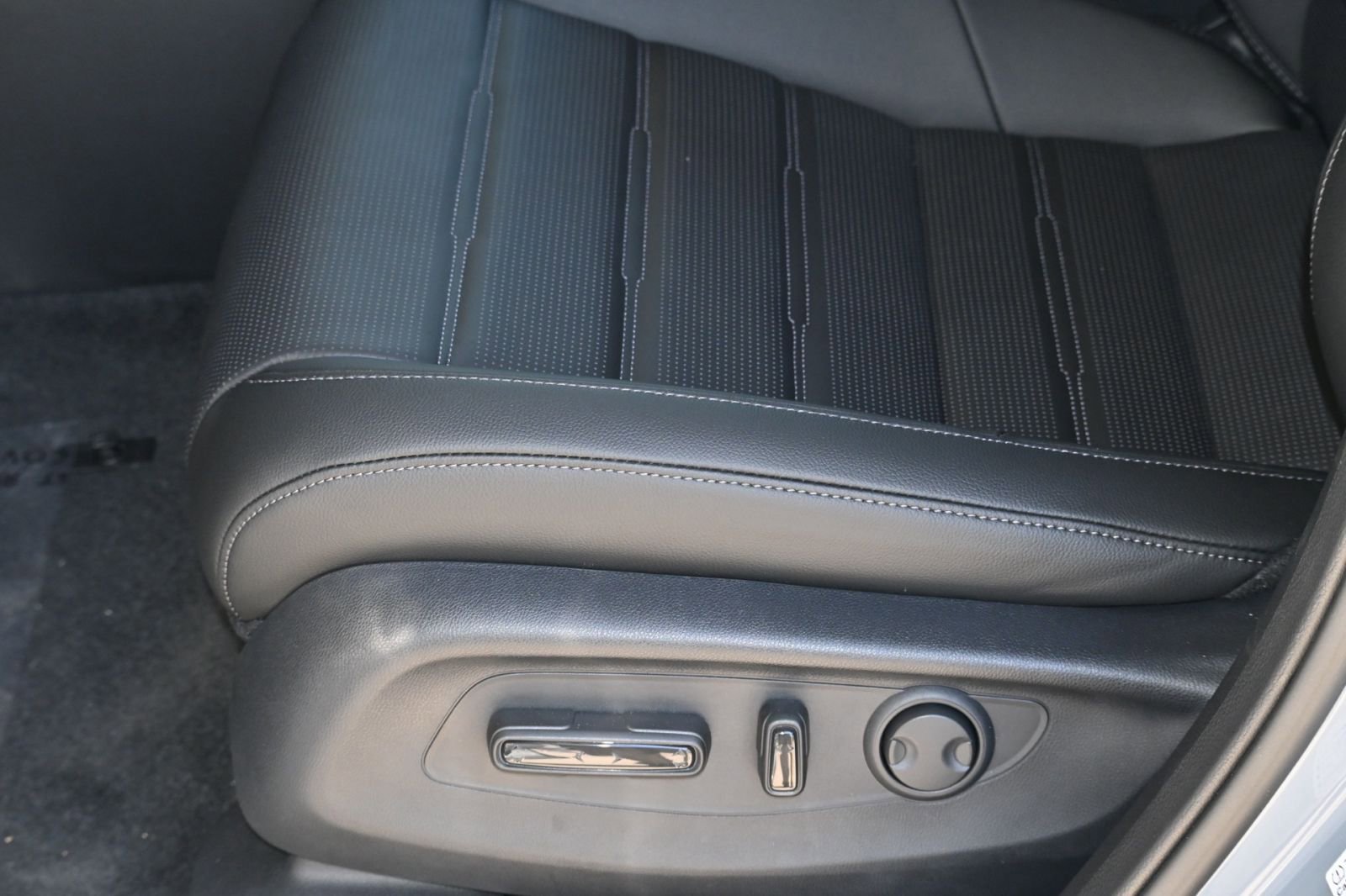 New 2026 Honda CR-V EX-L image 16