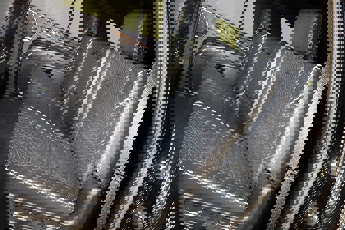 Used 2022 Cadillac Escalade Premium Luxury image 11