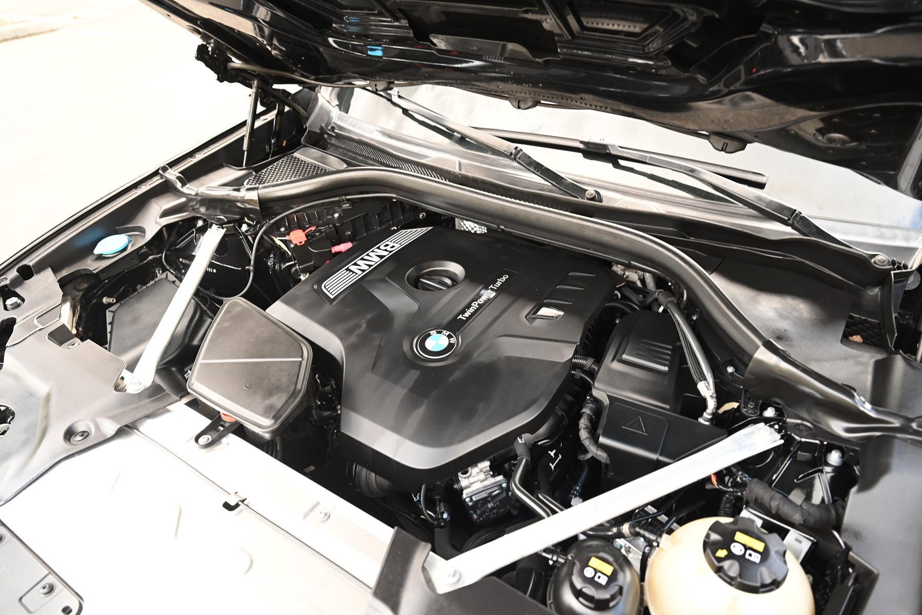 Used 2019 BMW X4 xDrive30i w/ M Sport Package 2 AWD/4WD image 21