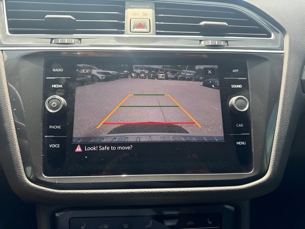 Used 2022 Volkswagen Tiguan SE FWD image 15