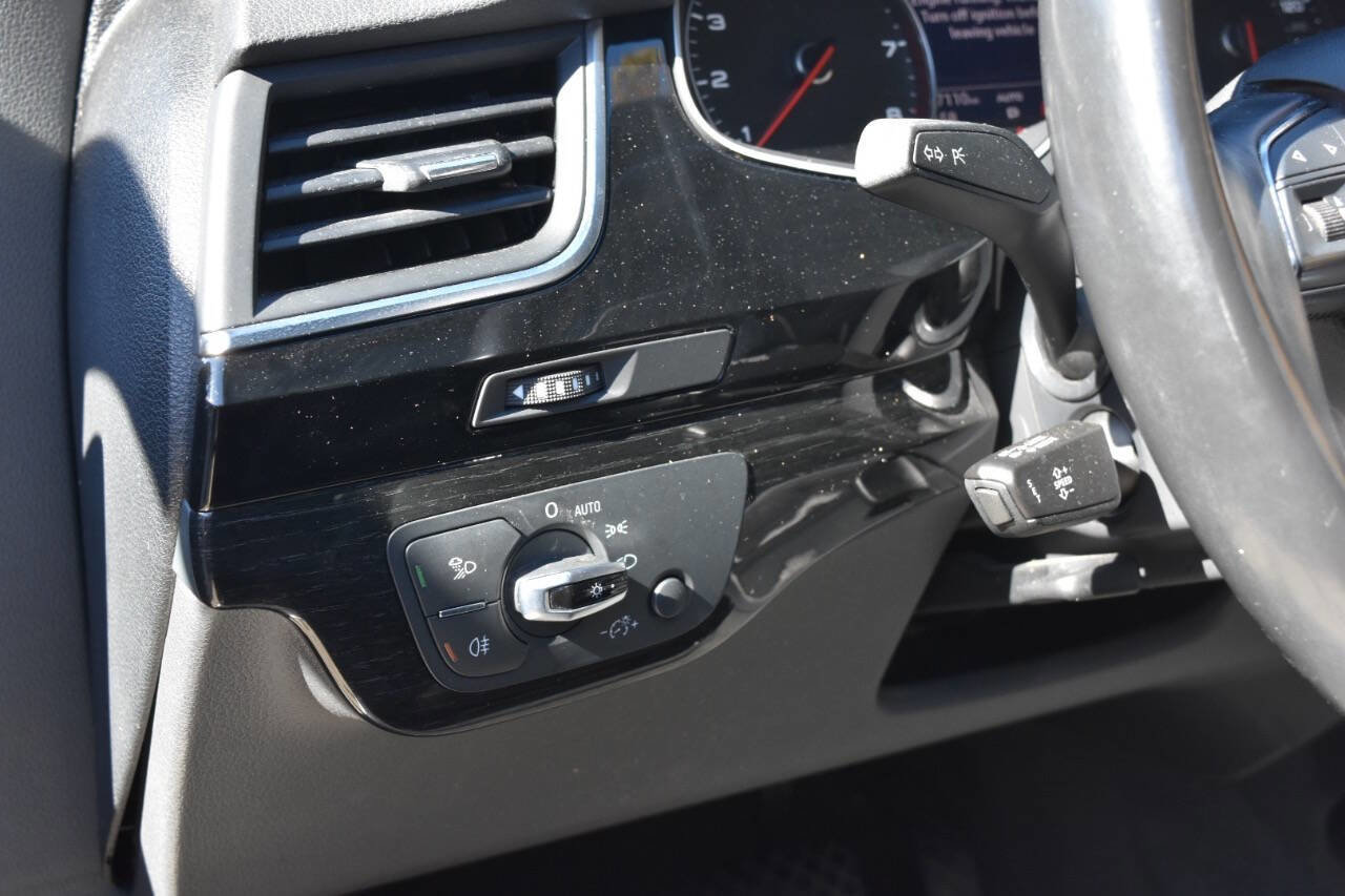 Used 2017 Audi Q7 2.0T Premium AWD/4WD image 36