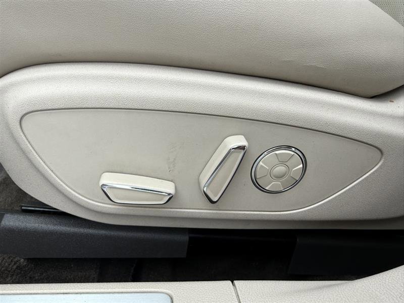 Used 2016 Lincoln MKZ AWD w/ Equipment Group 300A Reserve image 33