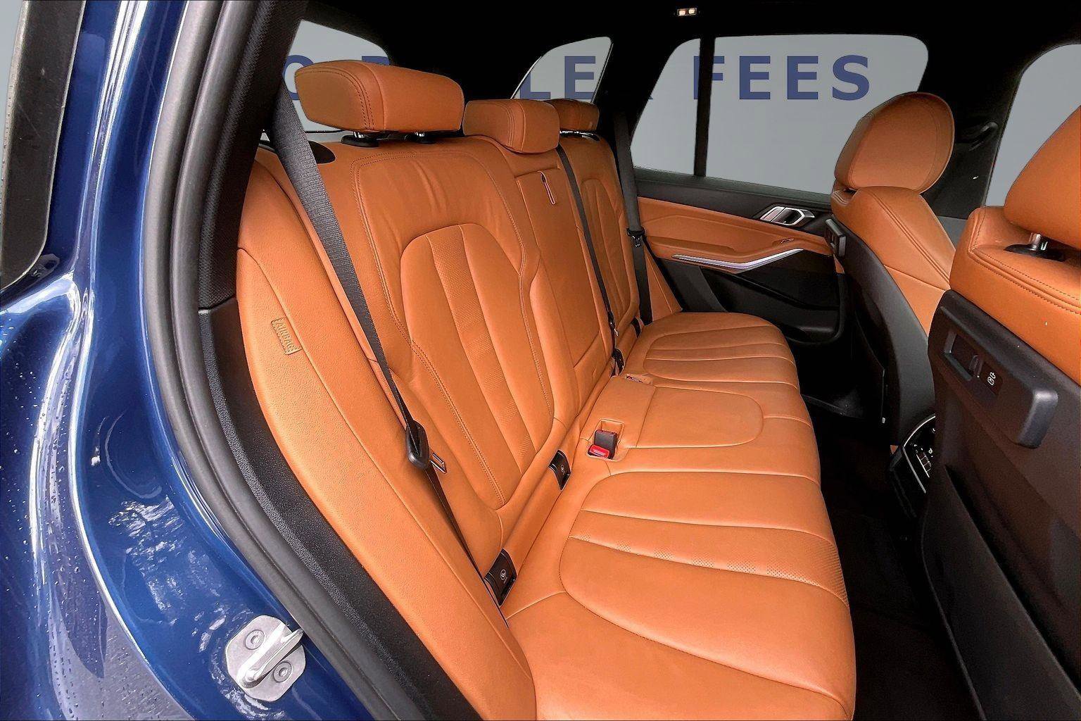 Used 2022 BMW X5 xDrive40i w/ Premium Package AWD/4WD image 25