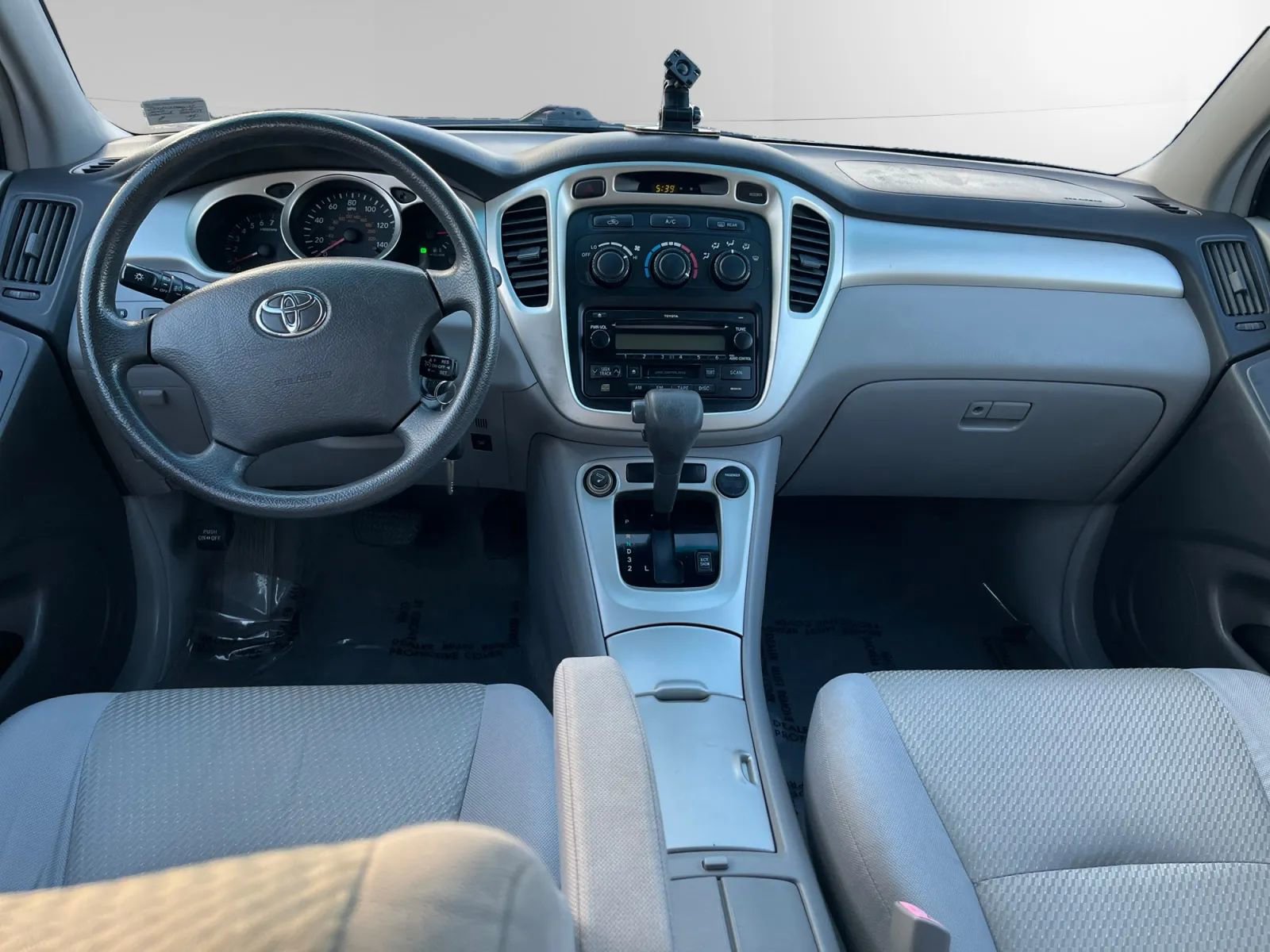 Used 2005 Toyota Highlander Limited image 11