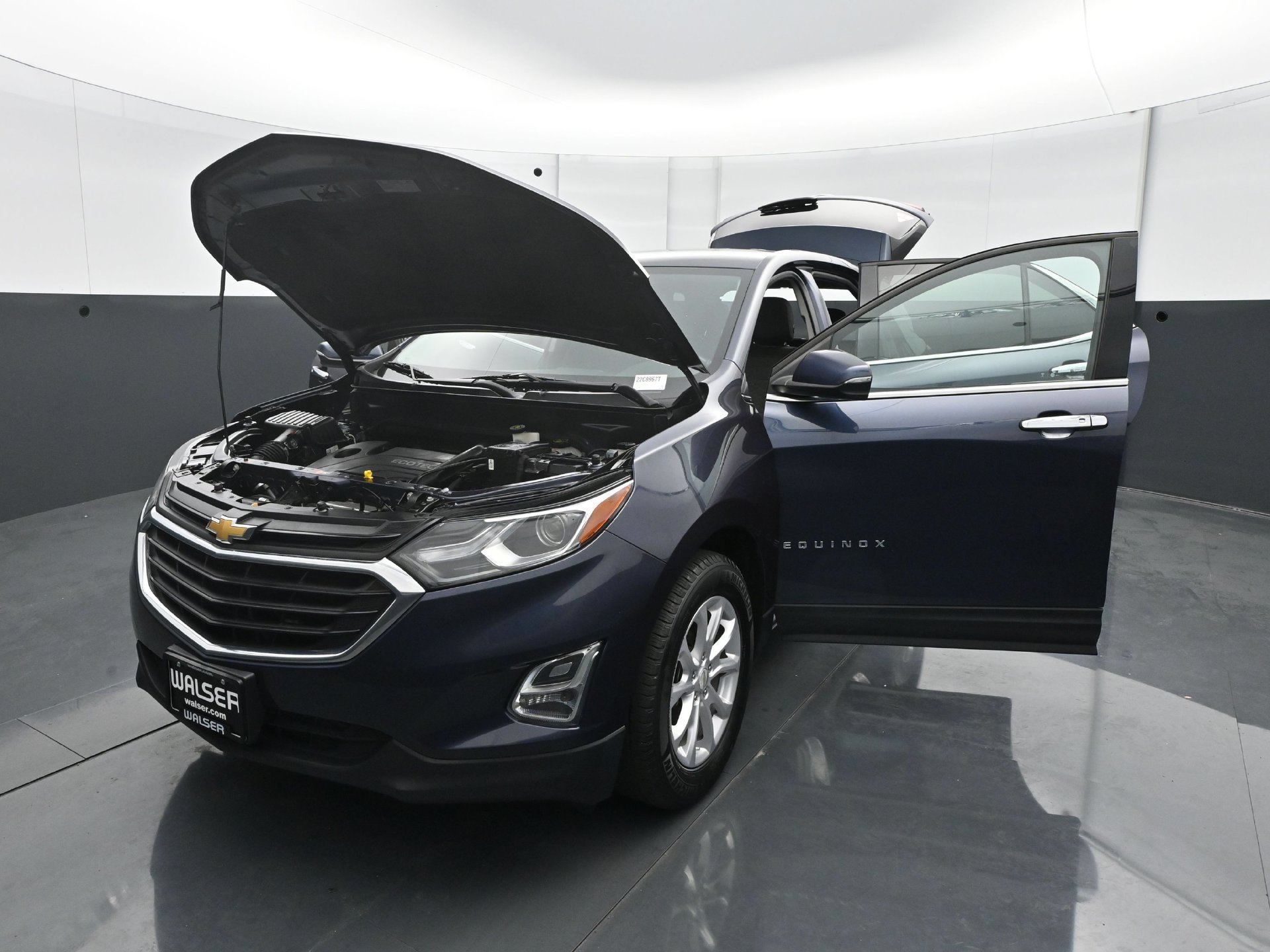 Used 2018 Chevrolet Equinox LT FWD image 30