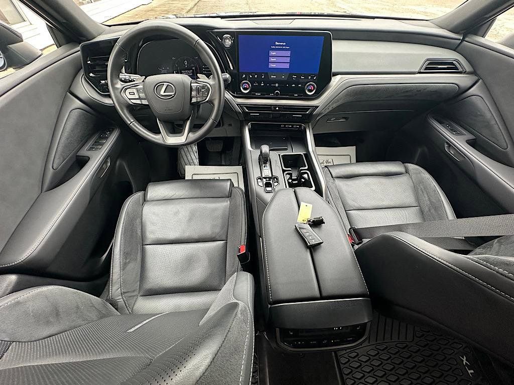 Used 2024 Lexus TX 350 AWD image 17