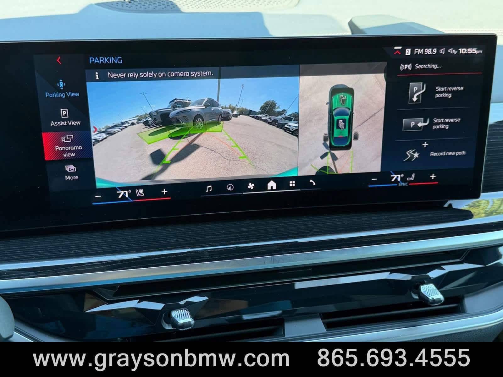 Used 2025 BMW X6 M60i AWD/4WD image 32