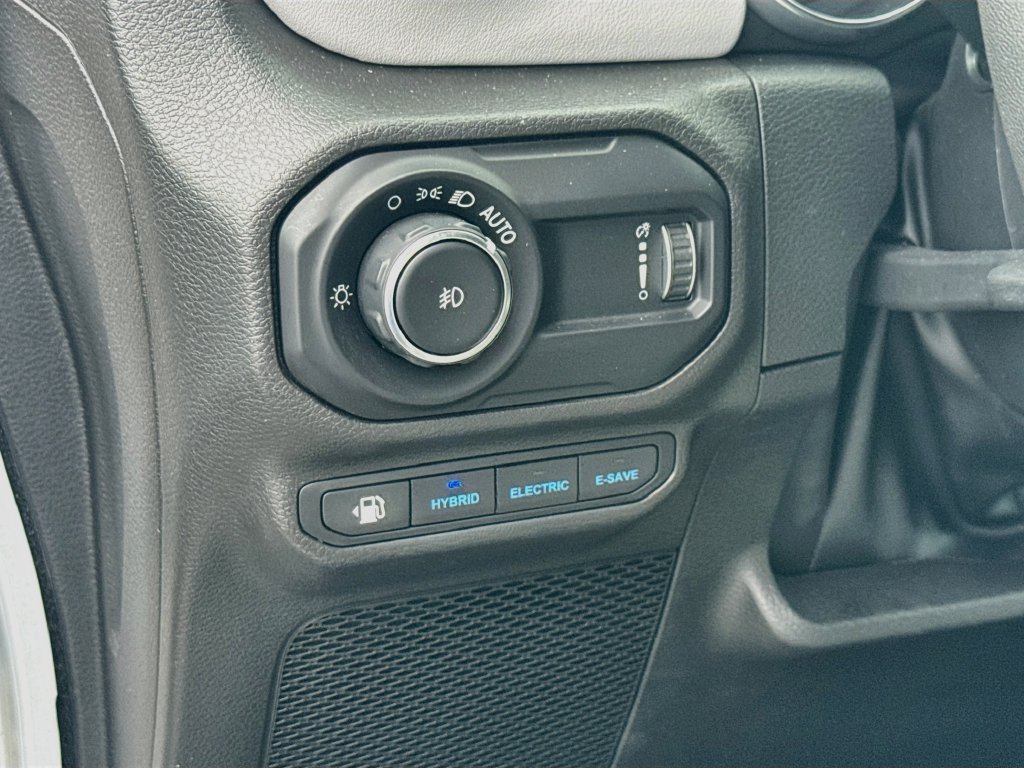 Certified 2023 Jeep Wrangler Unlimited Sahara AWD/4WD image 11