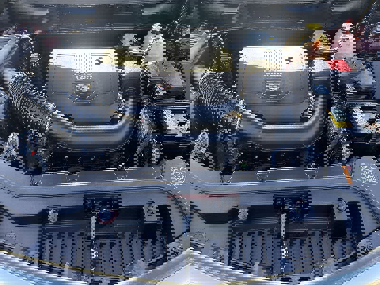 Used 2022 Cadillac XT5 Luxury w/ LPO, Floor Liner Package image 32