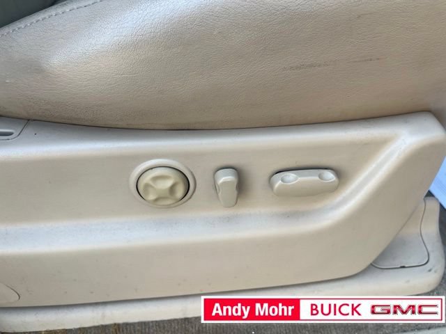 Used 2011 GMC Yukon Denali AWD/4WD image 42