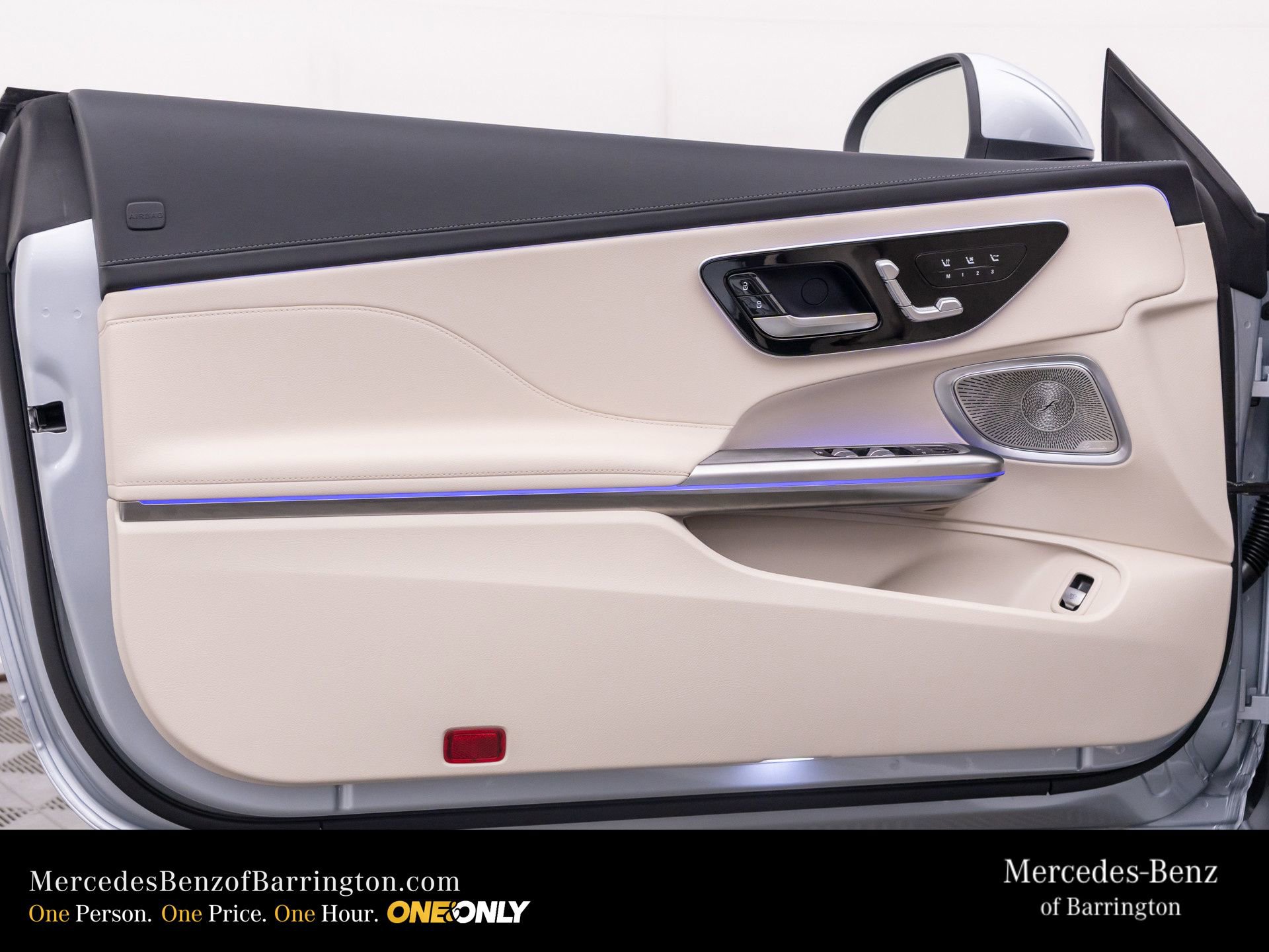 New 2026 Mercedes-Benz CLE 300 4MATIC Cabriolet image 15