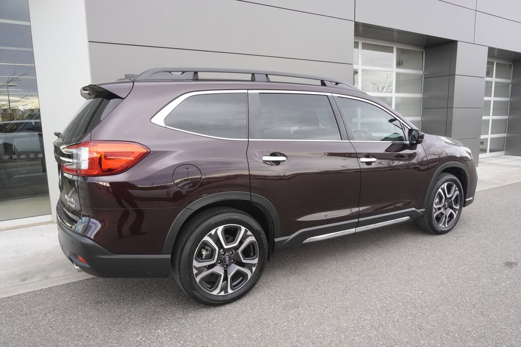 Used 2024 Subaru Ascent Touring image 4