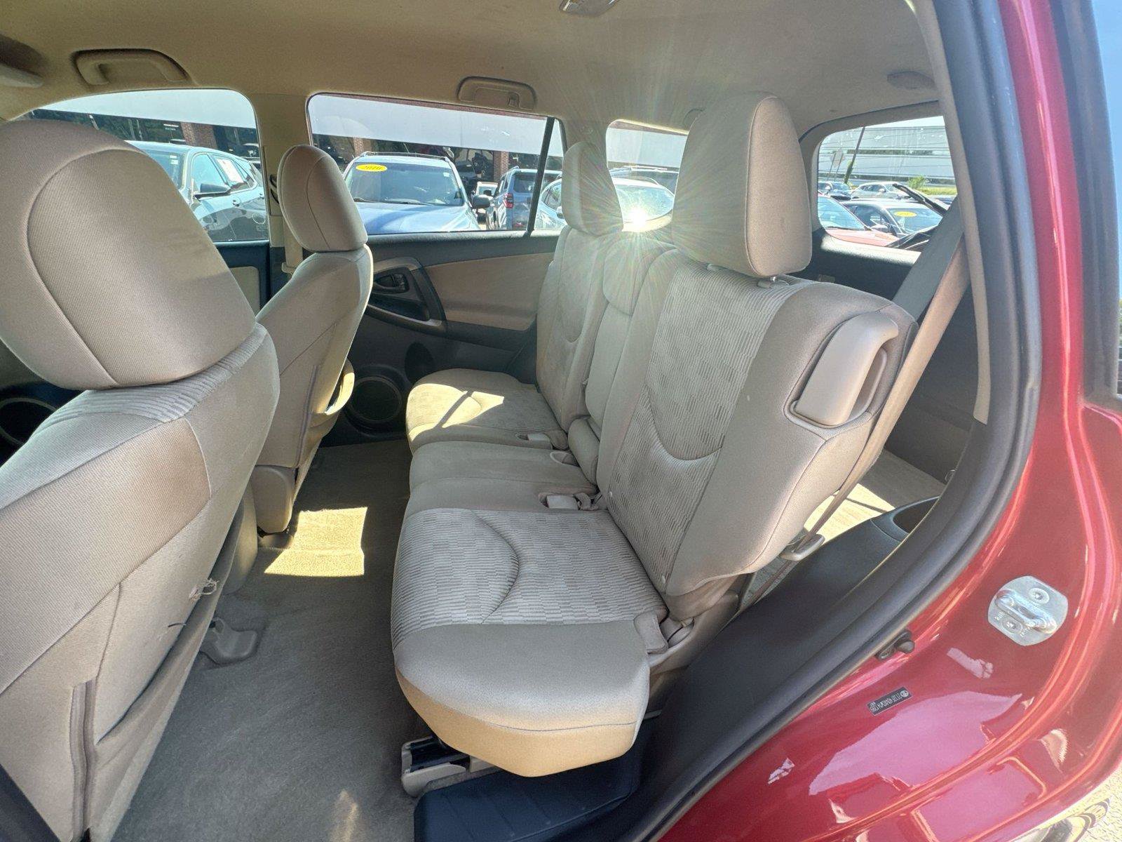 Used 2012 Toyota RAV4 FWD w/ Value Pkg image 12