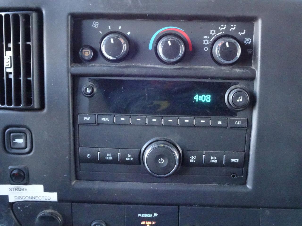 Used 2018 Chevrolet Express 2500 w/ Driver Convenience Package image 16