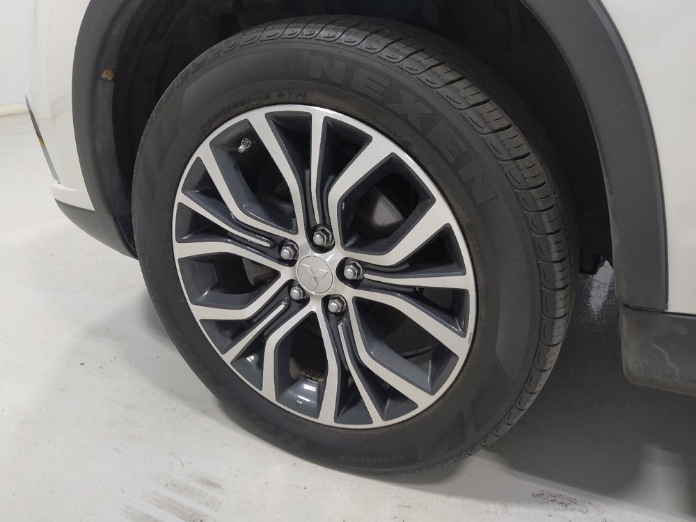Used 2017 Mitsubishi Outlander Sport SE AWD/4WD image 31