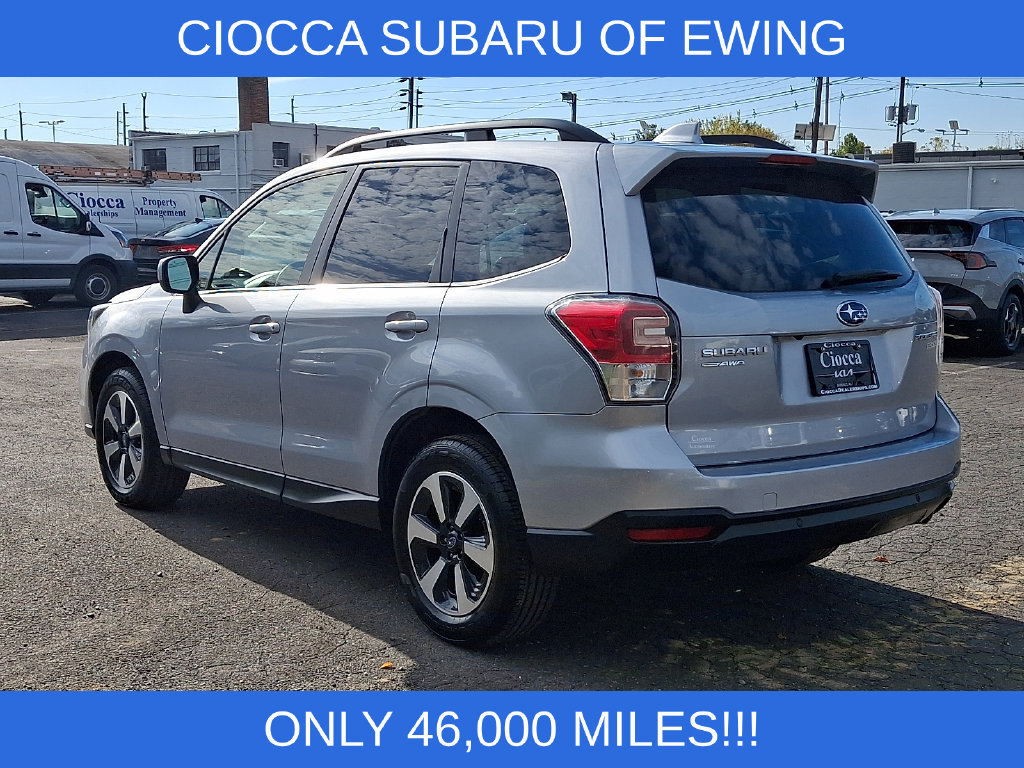 Used 2017 Subaru Forester 2.5i Limited AWD/4WD image 8