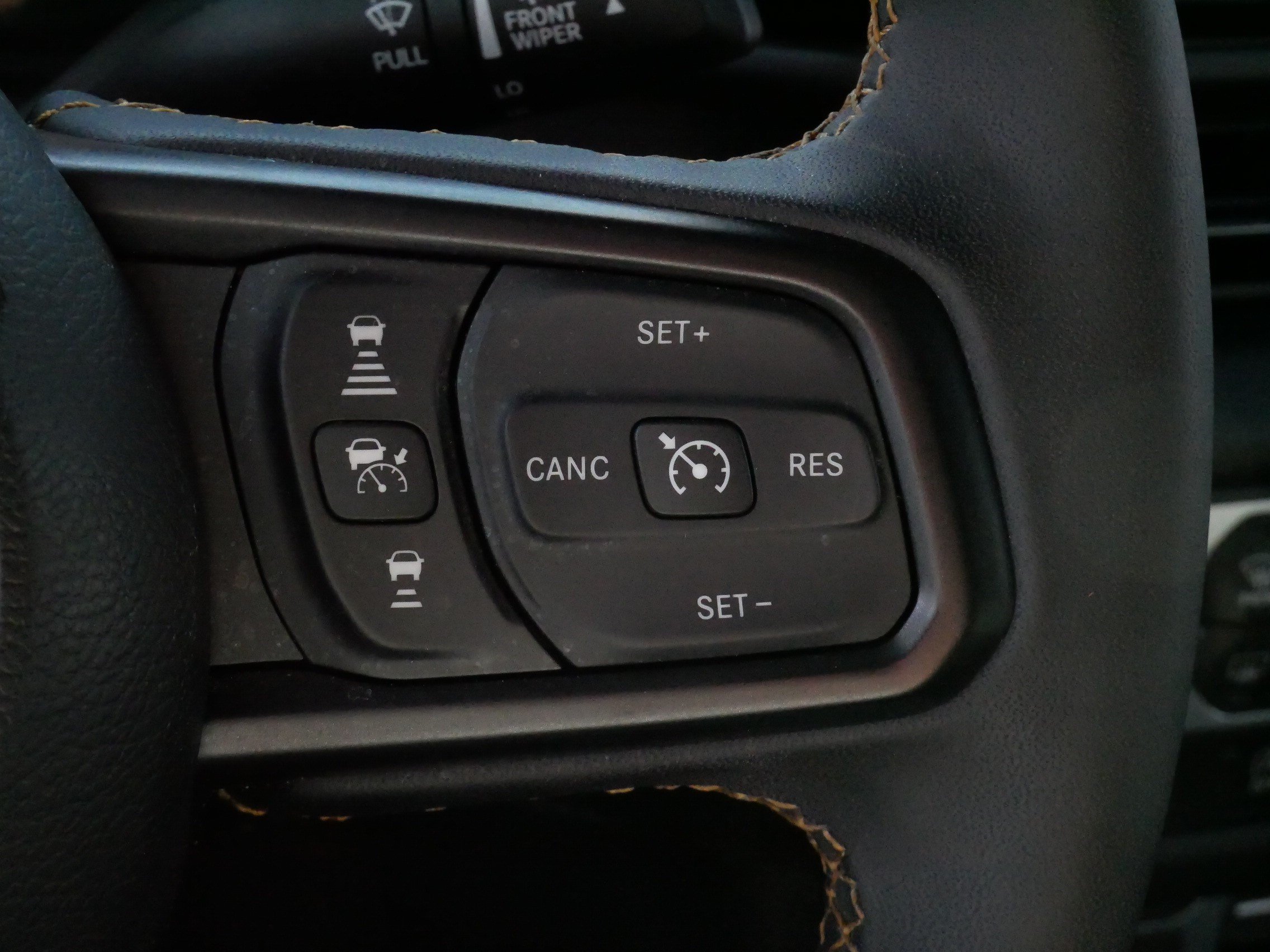 Used 2025 Jeep Gladiator Sport AWD/4WD image 25