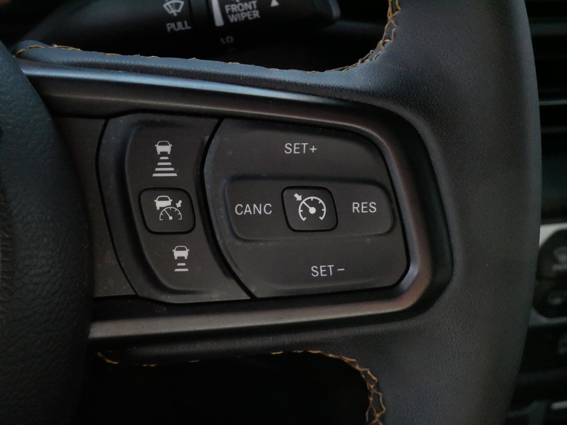 Used 2025 Jeep Gladiator Sport AWD/4WD image 25