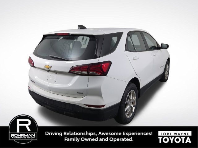 Used 2022 Chevrolet Equinox LS AWD/4WD image 7
