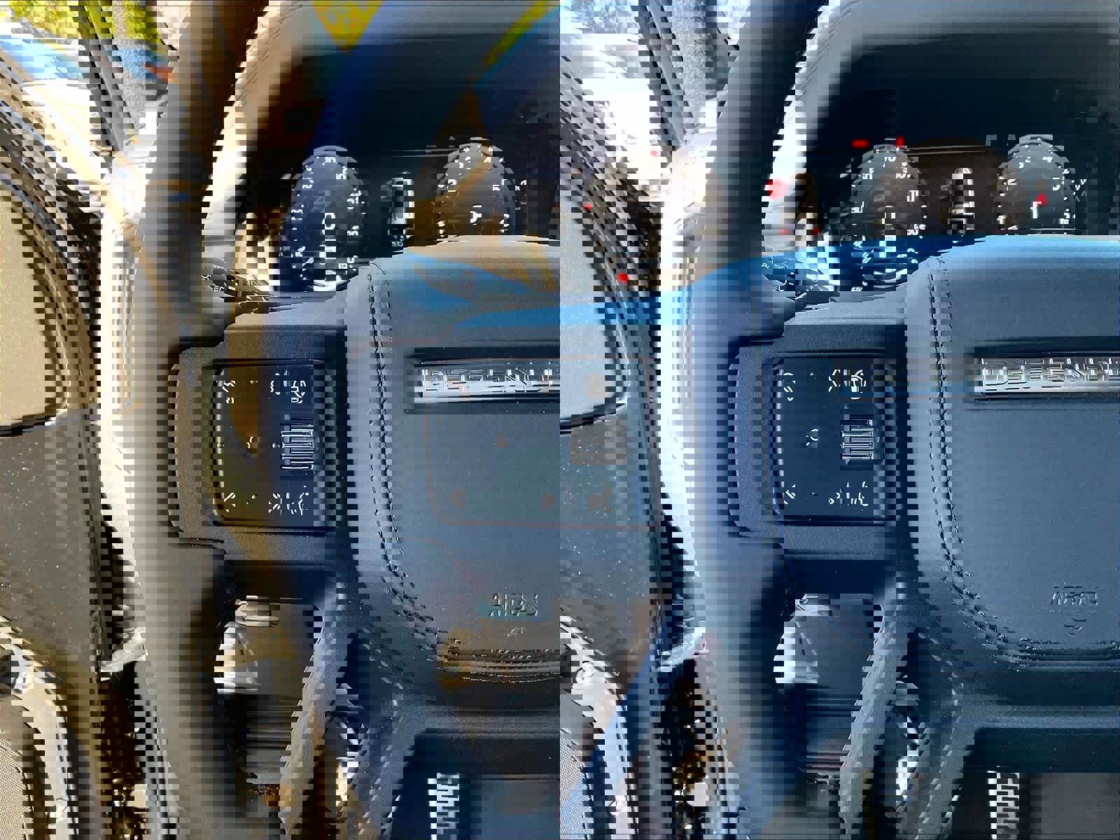 New 2025 Land Rover Defender 130 V8 image 17