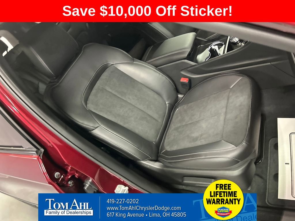 New 2025 Jeep Grand Cherokee L Laredo image 24