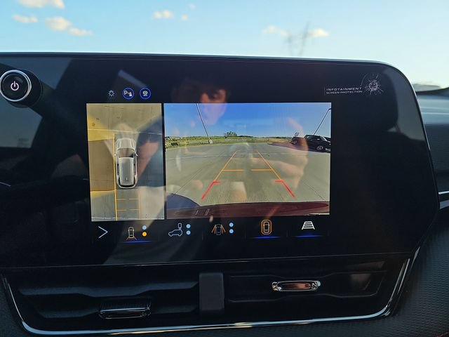 New 2027 Chevrolet Equinox RS w/ Safety and Technology Package FWD image 15
