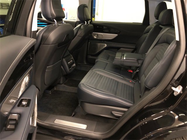 Used 2024 Lincoln Nautilus Reserve w/ Equipment Group 203A image 33