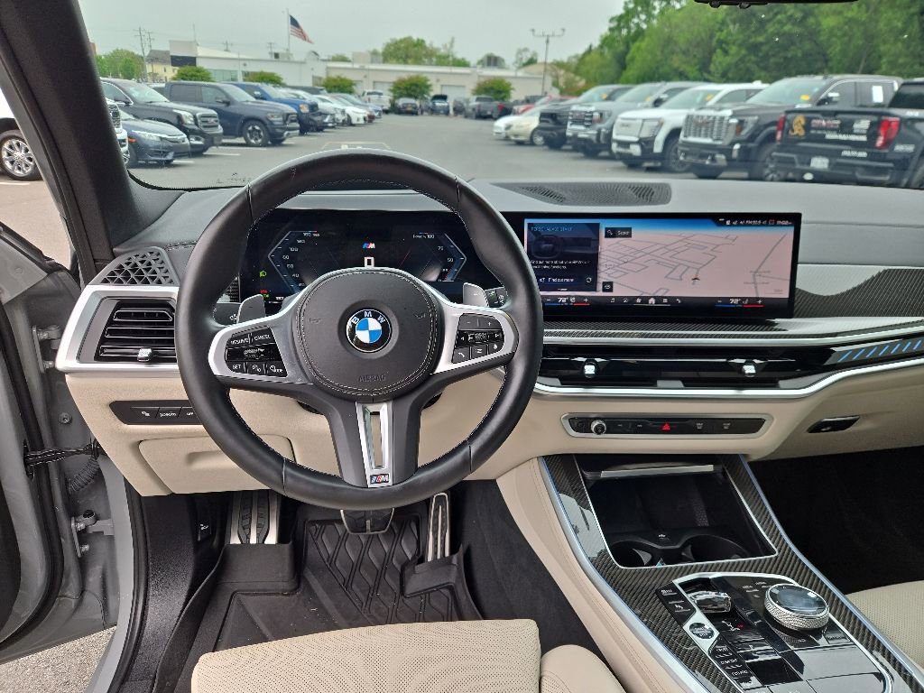 Used 2024 BMW X5 M60i AWD/4WD image 16