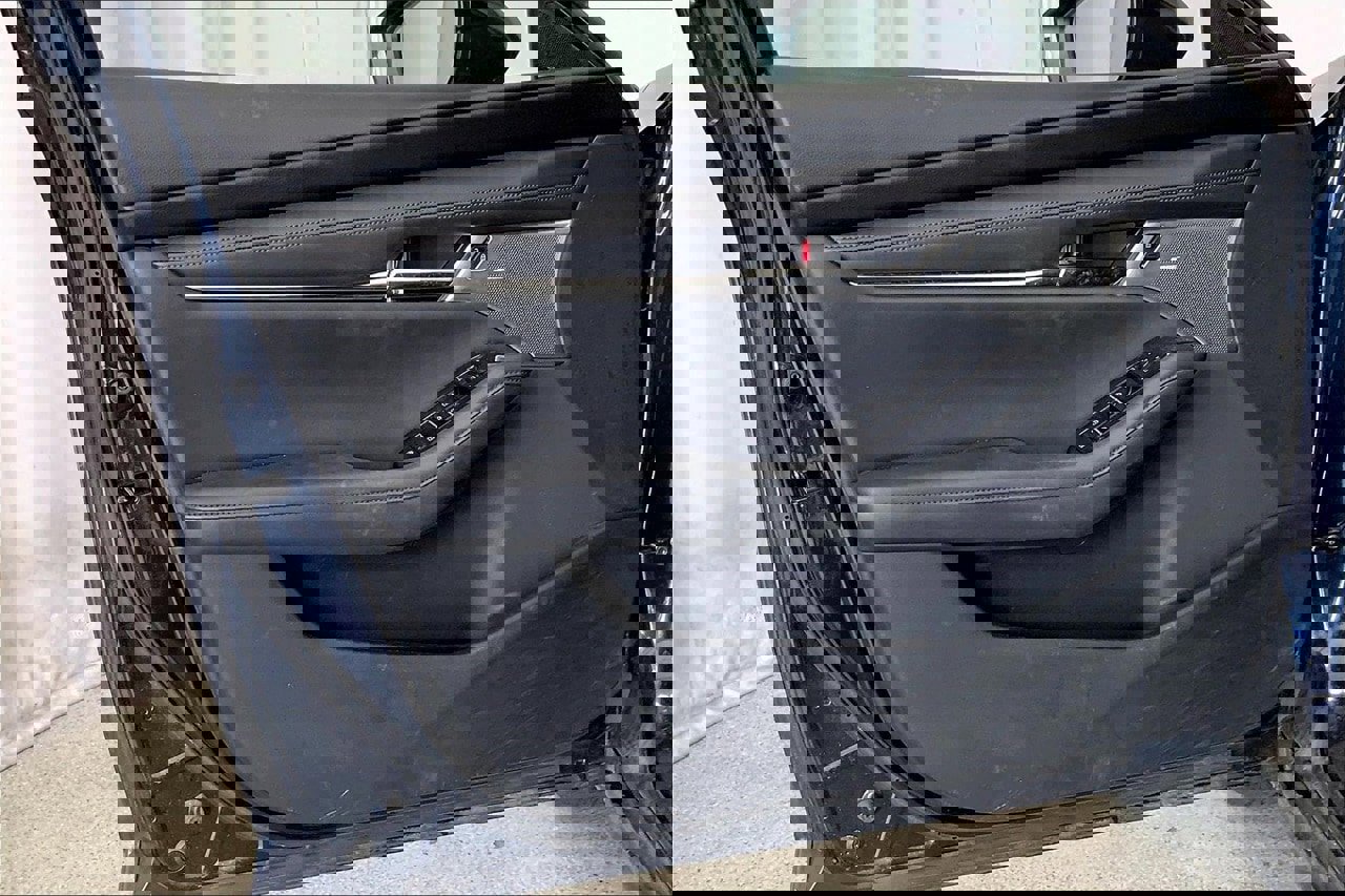 Used 2019 MAZDA MAZDA3 AWD Sedan w/ Preferred Package image 21