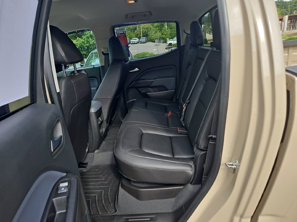 Used 2022 Chevrolet Colorado Z71 AWD/4WD image 24