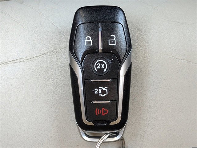 Used 2017 Ford Explorer Platinum image 38