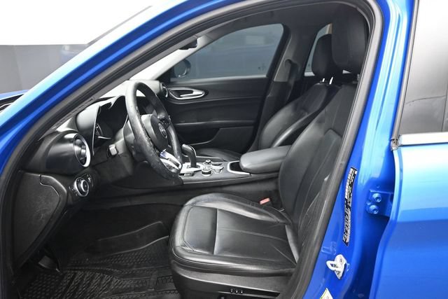 Used 2020 Alfa Romeo Giulia w/ Cold Weather Package RWD image 6