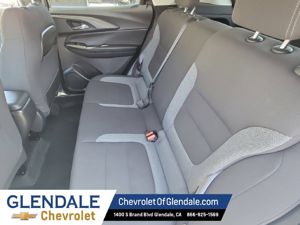Used 2024 Chevrolet Trax RS w/ Driver Confidence Package FWD image 13