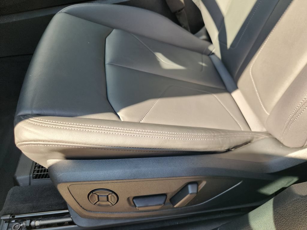 Certified 2024 Audi Q3 2.0T Premium Plus AWD/4WD image 31