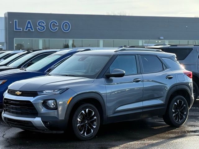 Used 2022 Chevrolet TrailBlazer LT w/ Convenience Package image 1