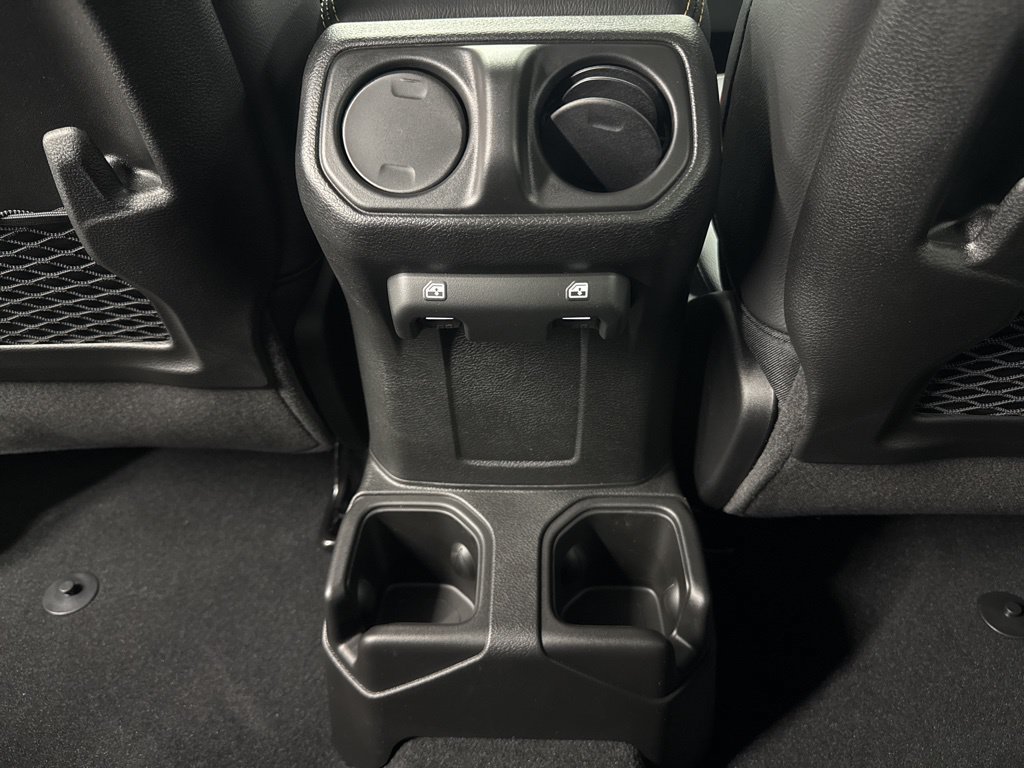 New 2026 Jeep Gladiator Sport AWD/4WD image 13