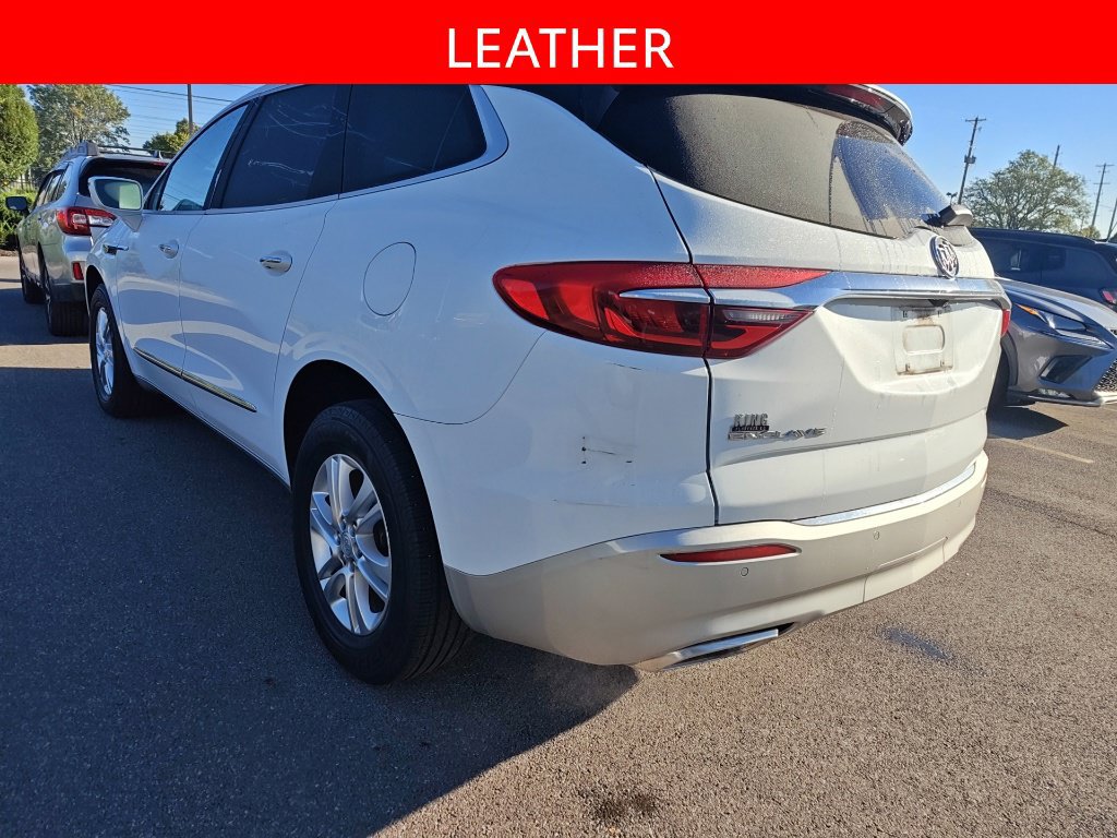 Used 2020 Buick Enclave Essence w/ Sound and Sites Package FWD image 4