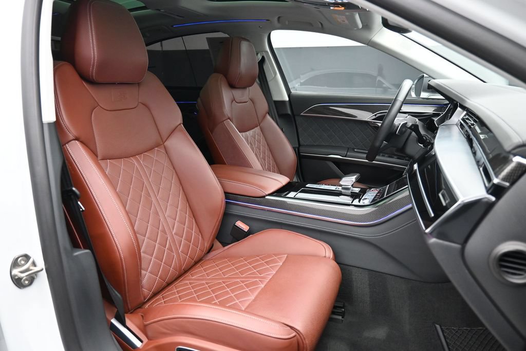 Used 2023 Audi S8 w/ S8 Executive Package AWD/4WD image 28