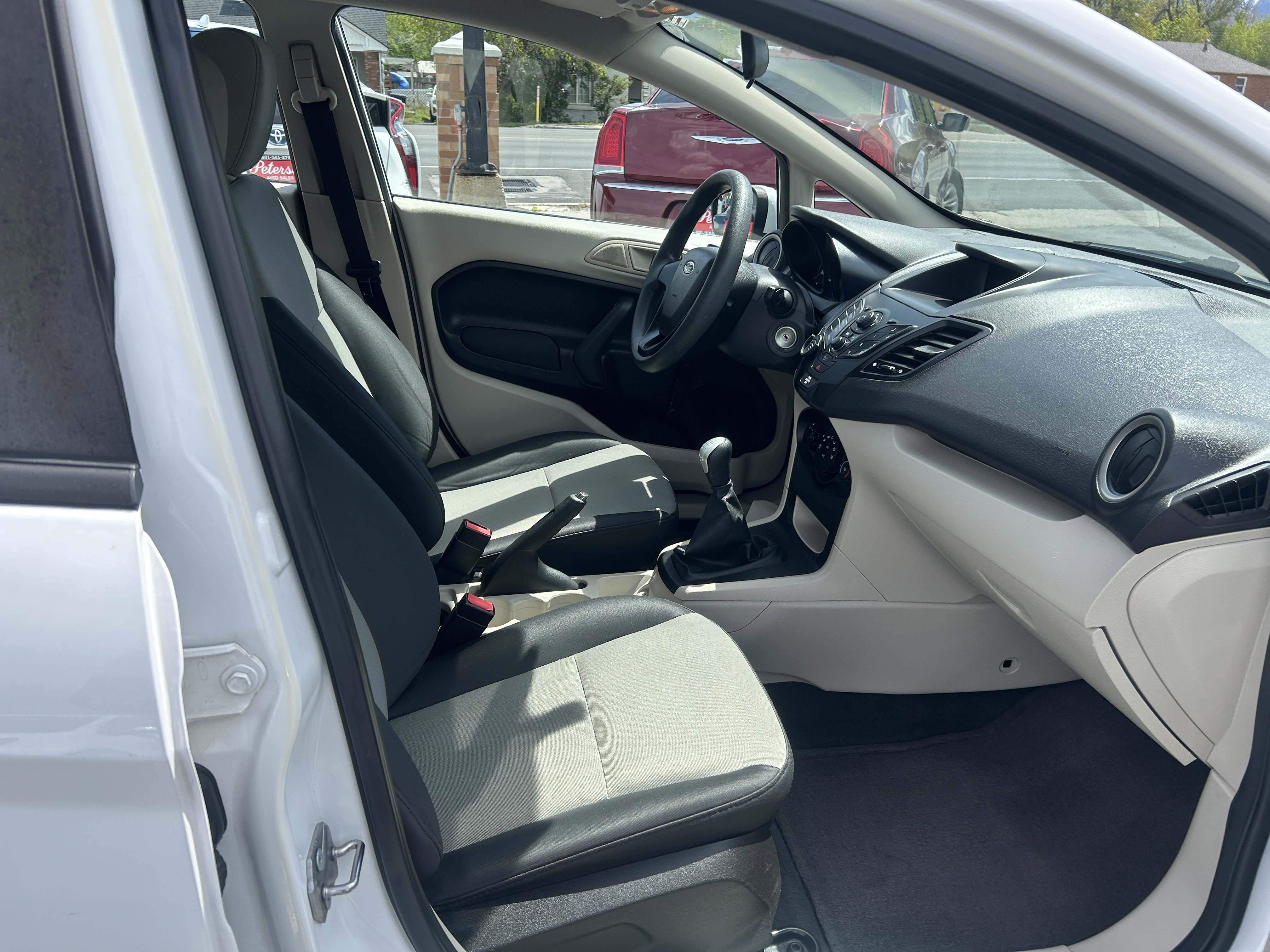 Used 2012 Ford Fiesta S FWD image 14
