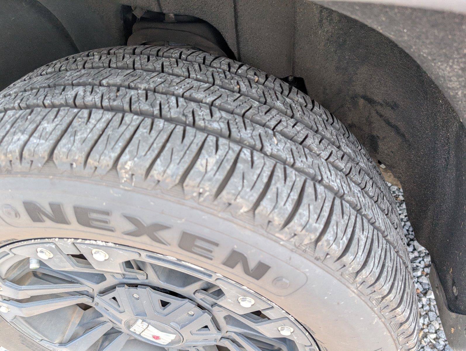 Used 2015 GMC Sierra 1500 SLE w/ SLE Value Package RWD image 12