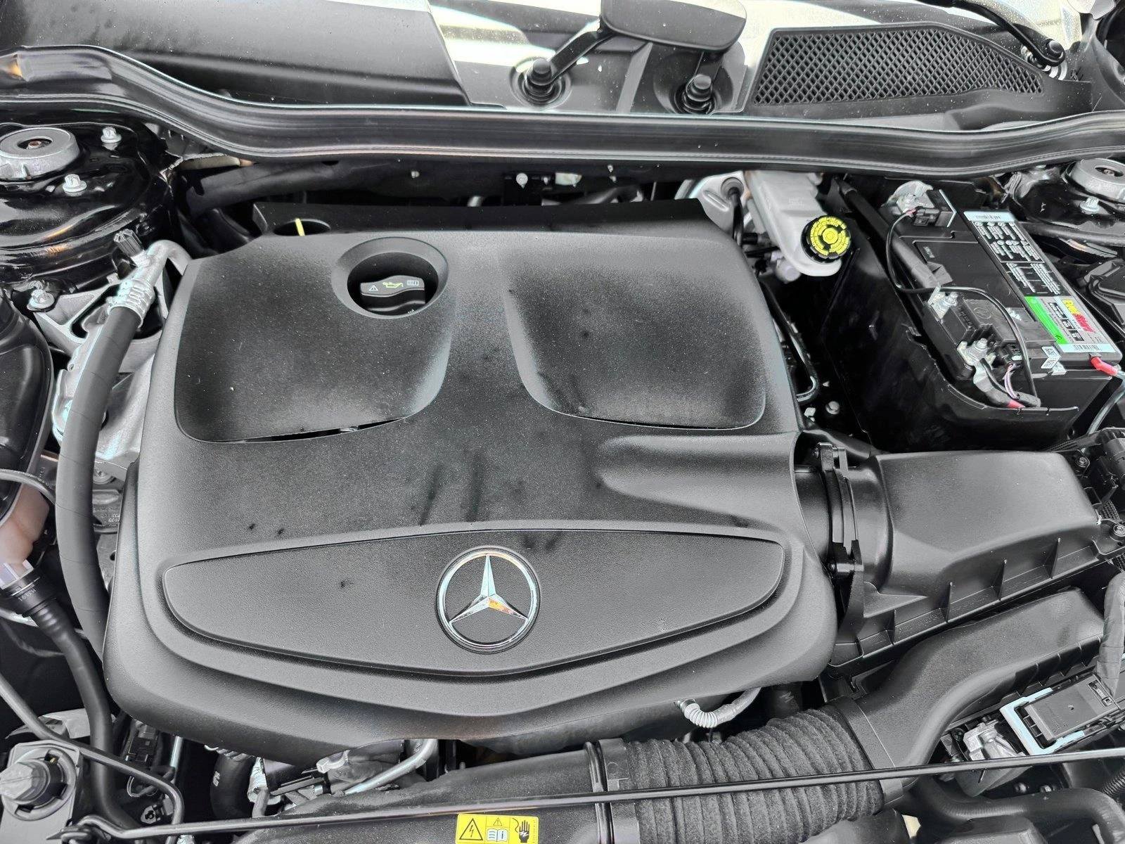 Used 2020 Mercedes-Benz GLA 250 4MATIC w/ Premium Package image 20